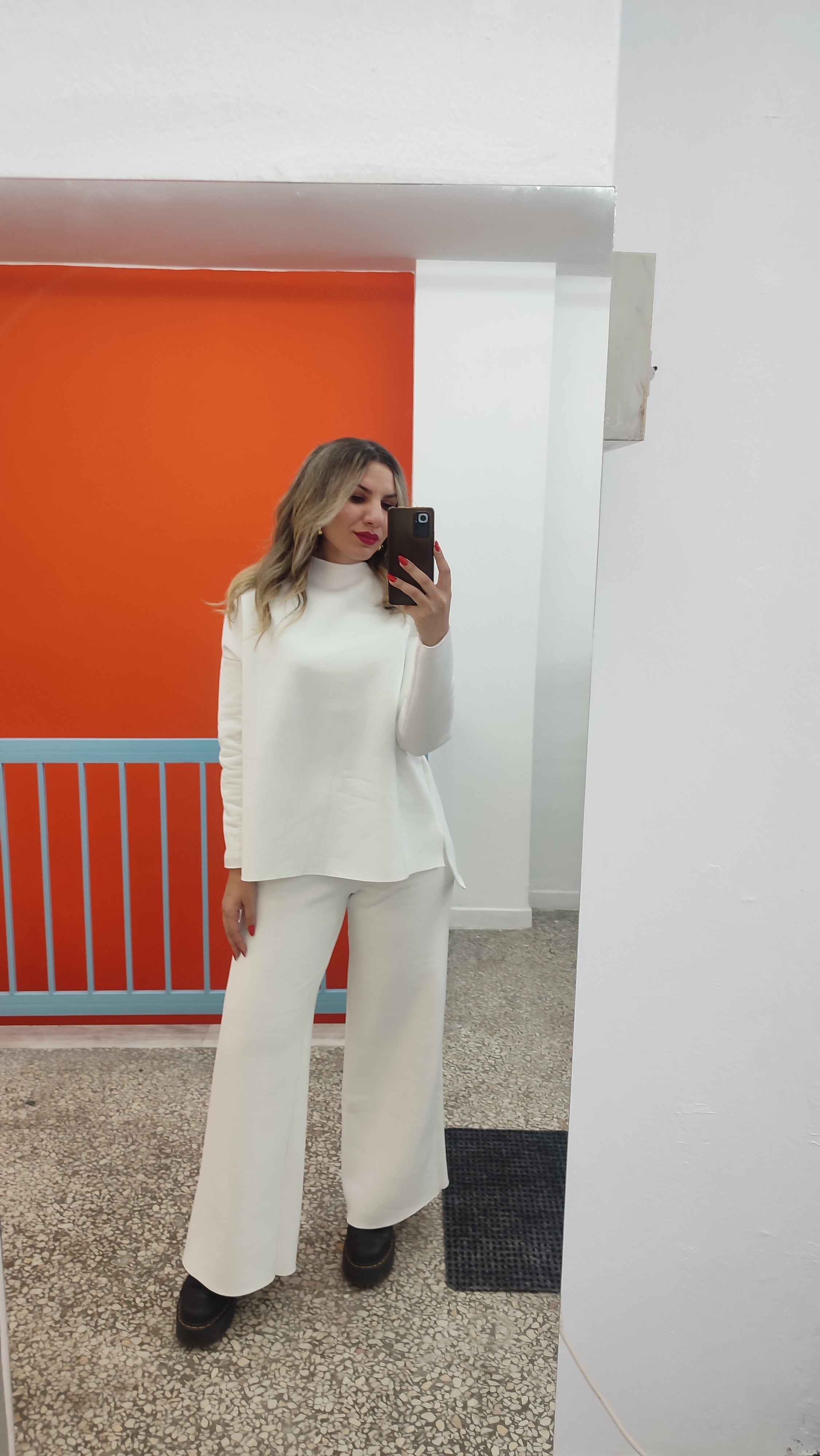 Σετ φούτερ παντελόνα και μπλούζα εκρού