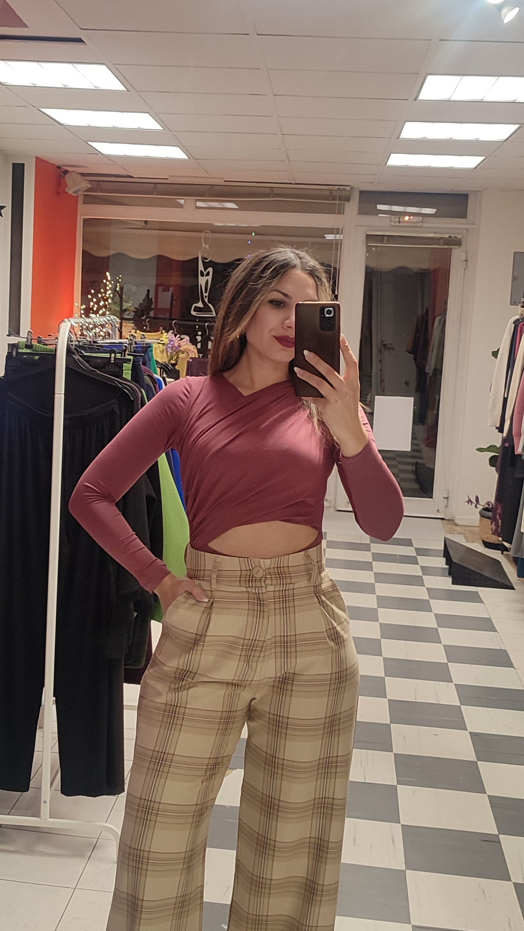 Κορμάκι με άνοιγμα wine ginger