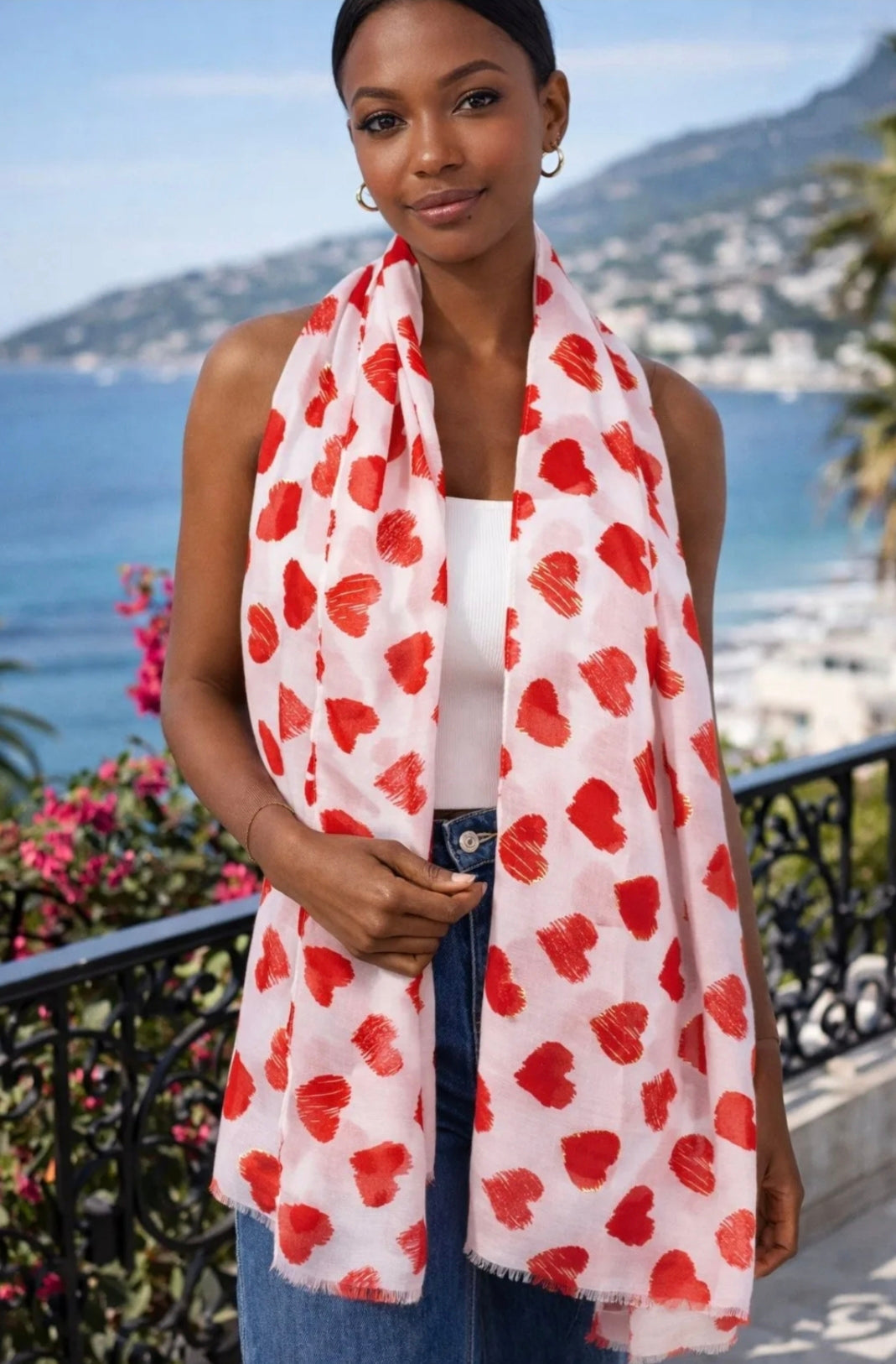 Φουλάρι με καρδιές εκρού